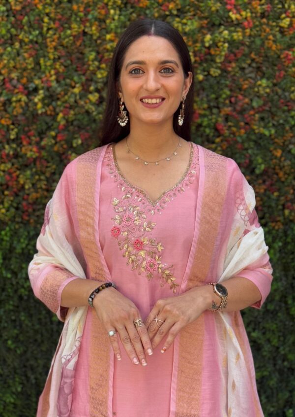 💖 Grace in Every Thread – Light Pink Roman Silk Suit with Chanderi Dupatta 💖 - Image 4