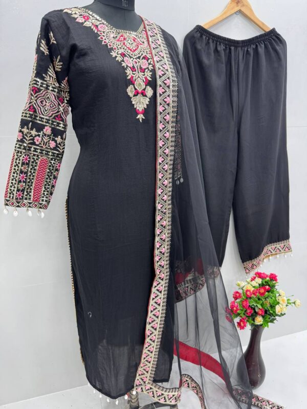 Luxury Heavy Vichitra Silk Embroidered Suit Set with Kodi Less Detailing - Image 7