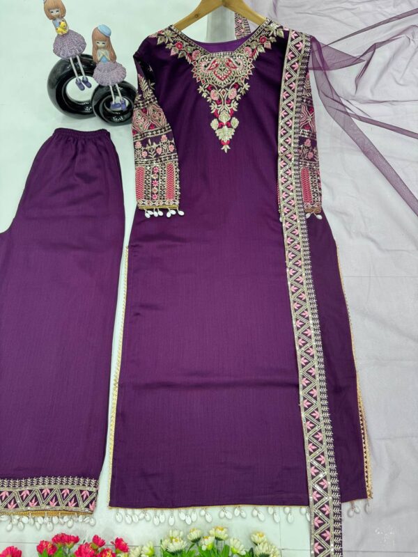 Luxury Heavy Vichitra Silk Embroidered Suit Set with Kodi Less Detailing - Image 8