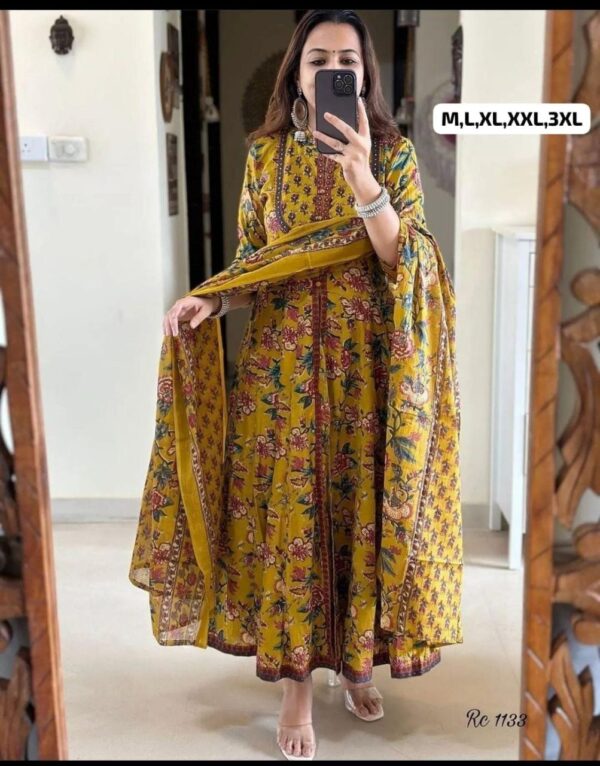 Jazz & Co. Cotton Anarkali Kurti Set – Handwork & Malmal Dupatta - Image 10