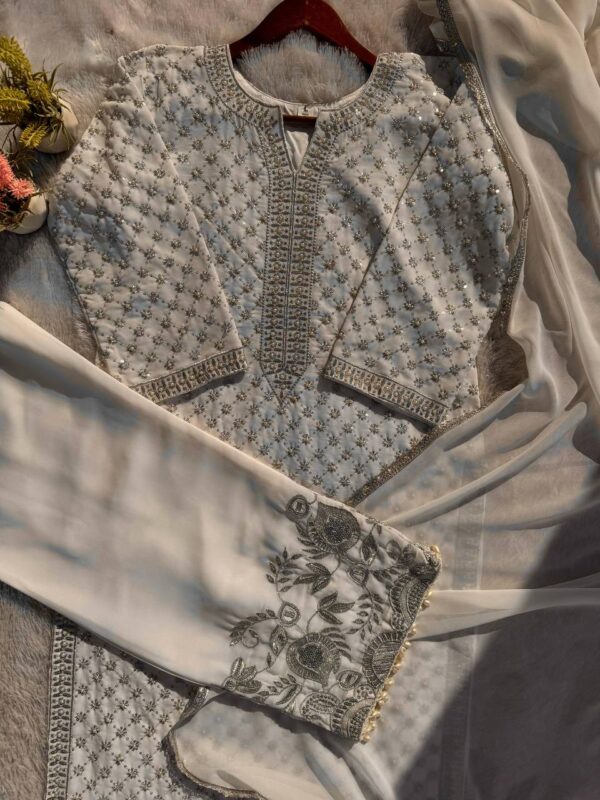 Jazz & Co. Exclusive Handcrafted Embroidered Set – Luxe & Elegant - Image 4
