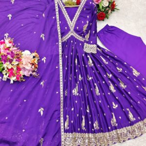 Jazz & Co. Aliya-Cut Gown Set – Elegance Redefined!