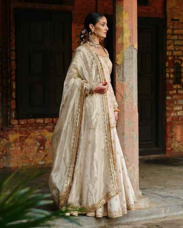 Gold Simar Silk Kurti-Plazzo Set – A Touch of Royalty! - Image 7