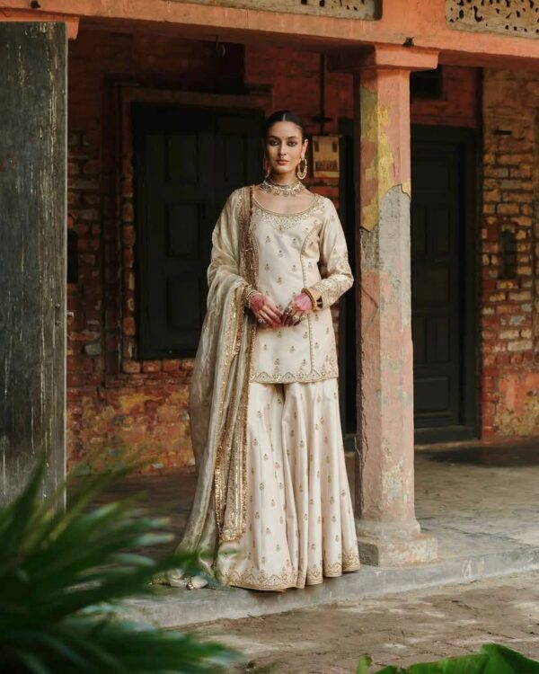 Gold Simar Silk Kurti-Plazzo Set – A Touch of Royalty! - Image 9