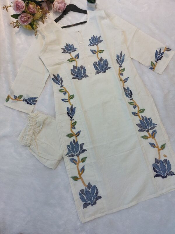 Pure Elegance by Jazz & Co. – New 2-Piece Khadi Cotton Suit Set from Our Closet Collection - Image 4