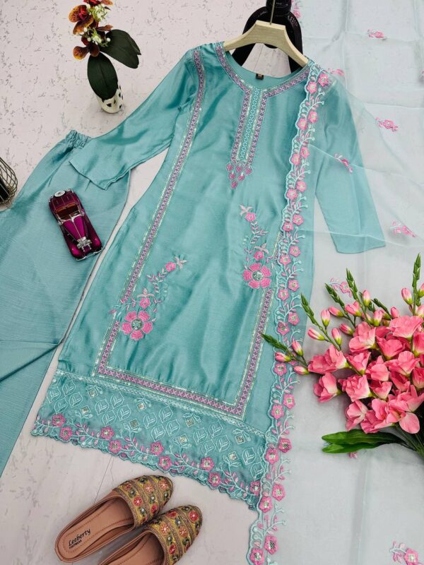 Elegant Heavy Chinon Silk Suit Set with Organza Dupatta | Jazz & Co. Closet Collection 💫 - Image 6